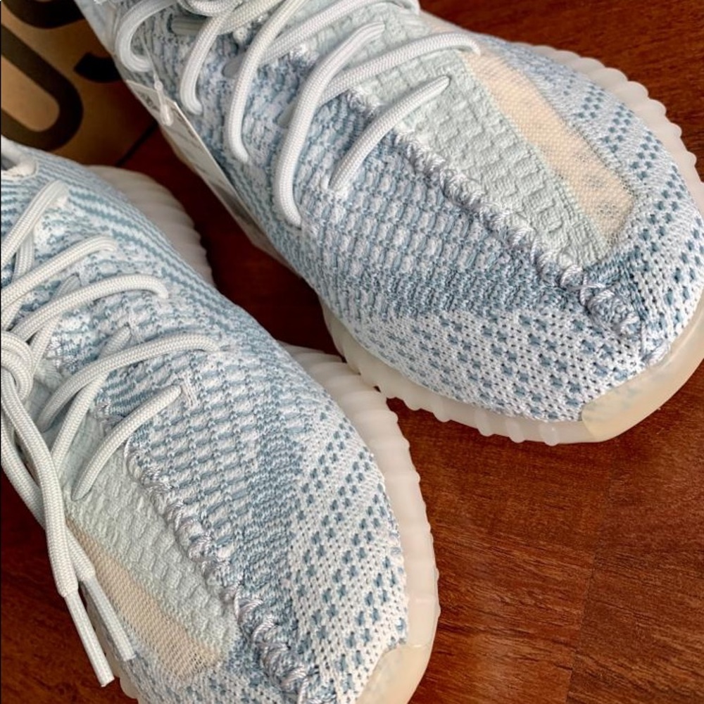Yeezy Boost 350 V2 Cloud White non reflective